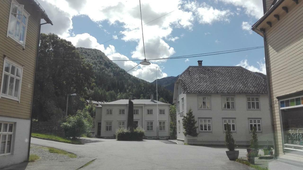 Rongahuset Bnb Evanger Exterior photo