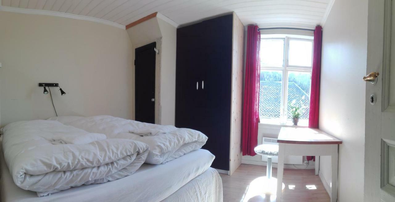 Rongahuset Bnb Evanger Exterior photo